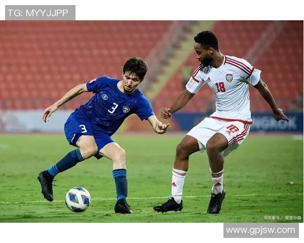 塔什干棉农与柏斯的精彩对决揭示了足球战术与团队合作的重要性