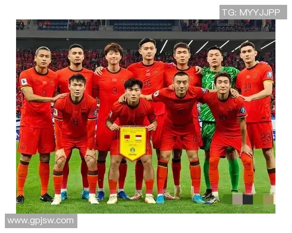 中国足球迎战印尼队全力争胜展现实力与团队精神